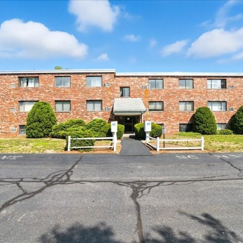 67 Milliken Ave Unit 13, Franklin, MA